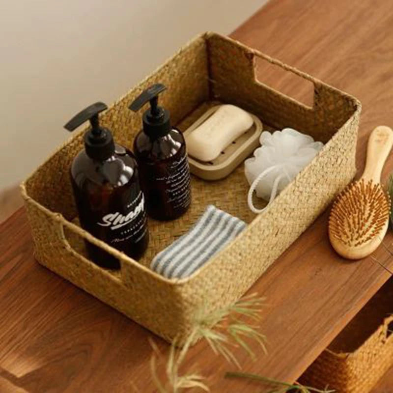Panier Tressé en Jonc de Mer AIRA — vannerie naturelle, ambiance intérieur minimaliste (vue 2)