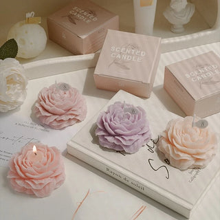 Bougie Pivoine Sculptée AIRA — parfum d'intérieur, ambiance intérieur minimaliste