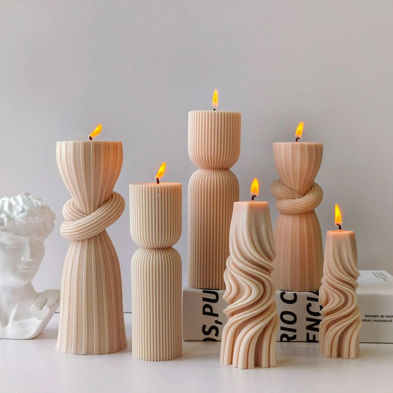 Moule à Bougie Cannelé AIRA — silicone atelier, ambiance intérieur minimaliste